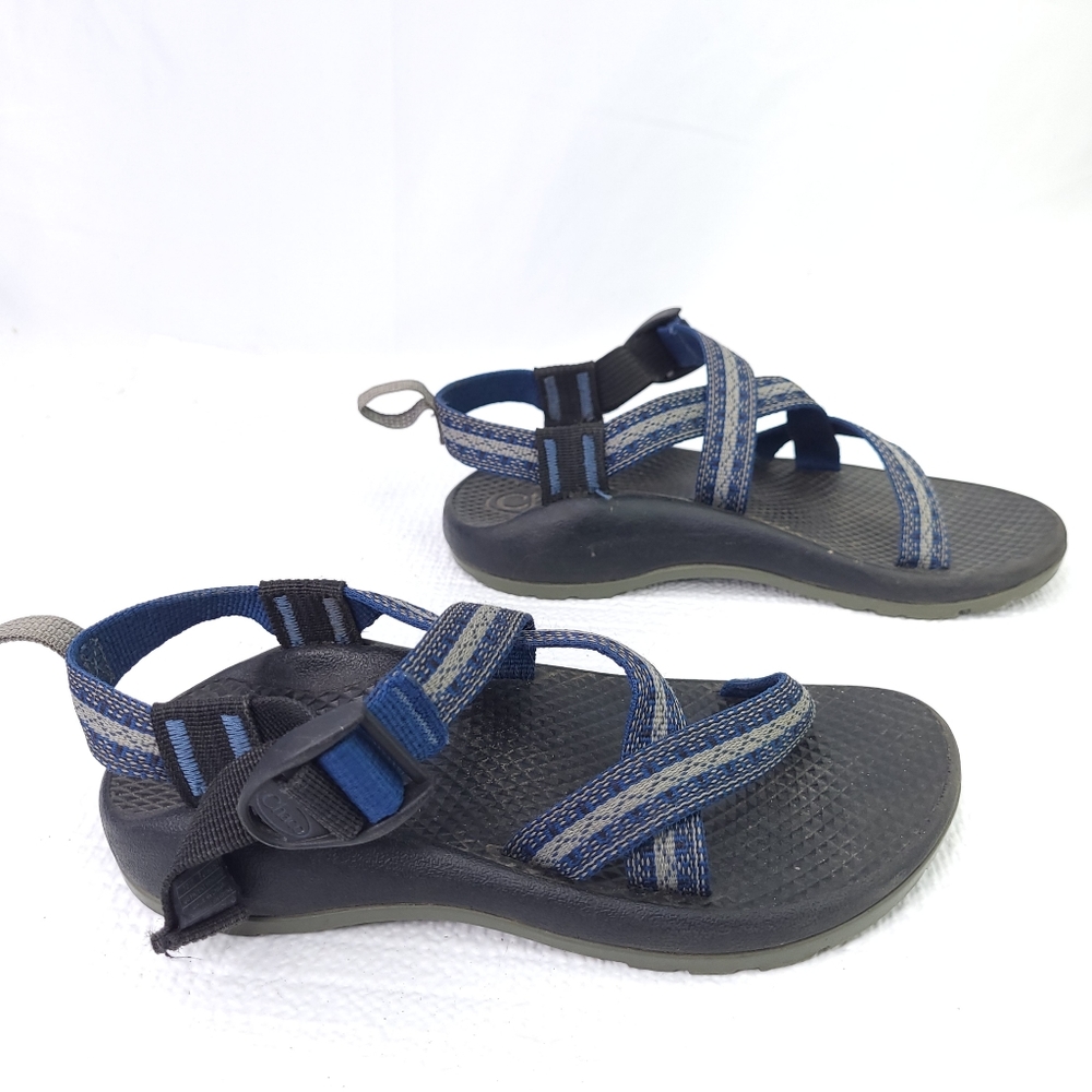 Chaco Z Cloud Strappy Shoes Water Hiking Open Toe Sandals Junior Youth Size 2